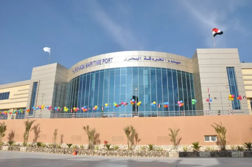 إغلاق ميناء الغردقة البحري بسبب سوء الأحوال الجوية