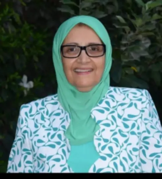 فازت الدكتوره سناء ابوسمره بالطبيبة المثالية بالشرقية