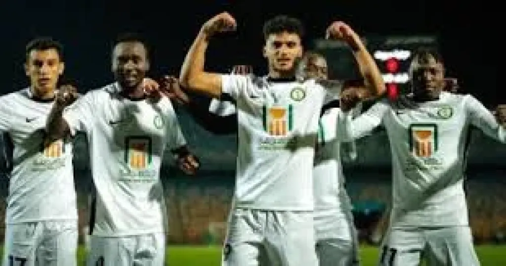 البنك الأهلى يفوز على سيراميكا 4 - 2 فى بطولة الدورى