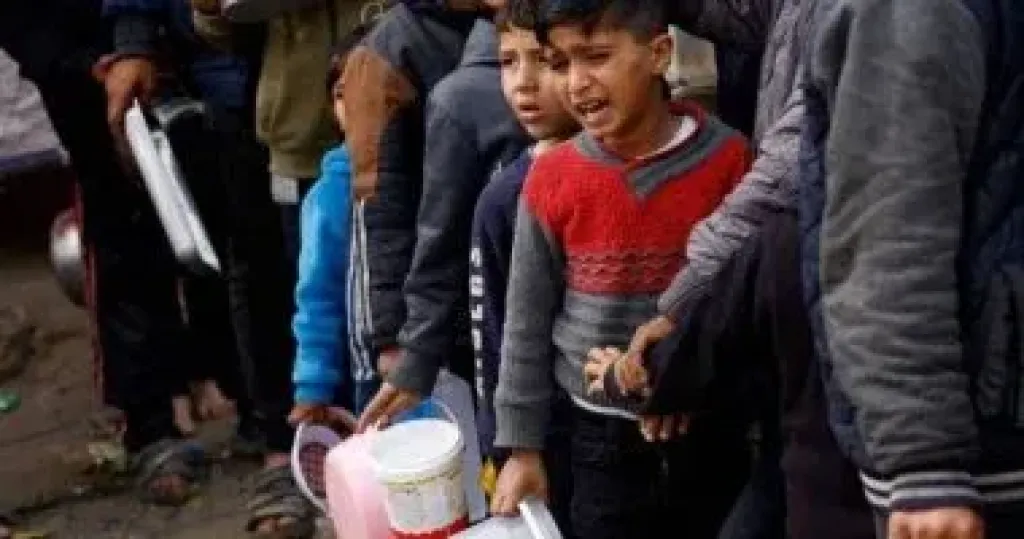 الصليب الأحمر: الاستجابة الإنسانية في غزة على وشك الانهيار التام