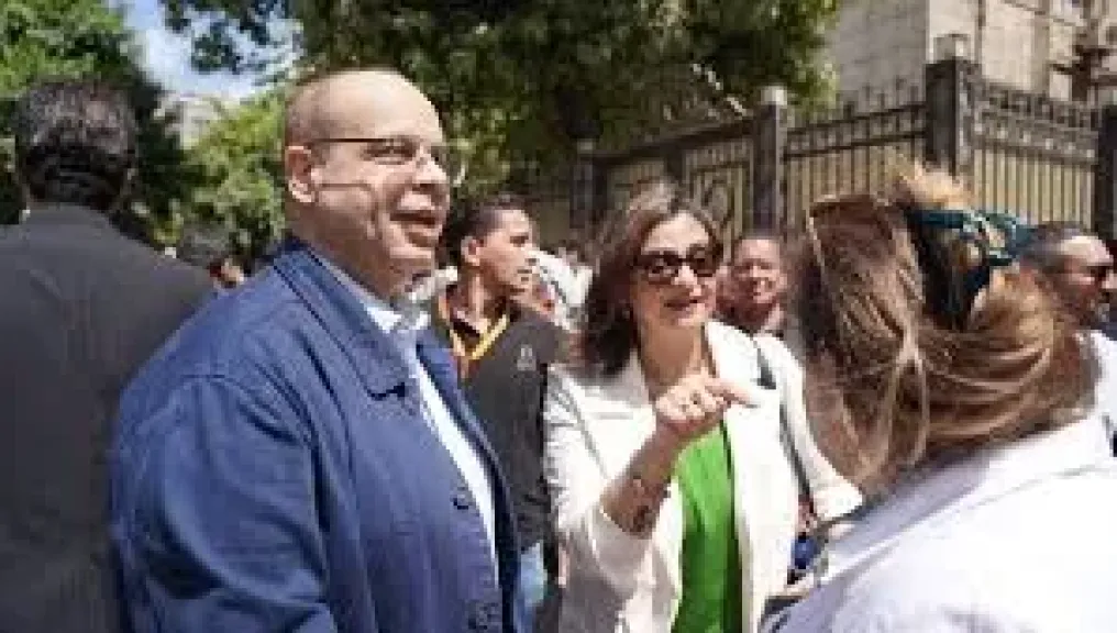 الكاتب الصحفى أكرم القصاص يسجل فى كشوف الجمعية العمومية لنقابة الصحفيين