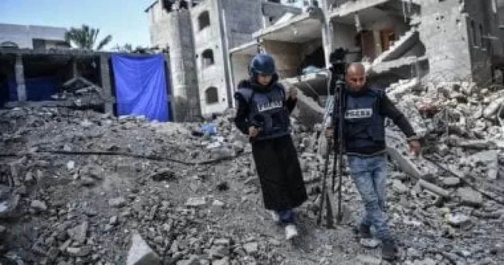 الوطني الفلسطيني: استهداف الصحفيين في غزة ”جريمة حرب مكتملة الأركان”