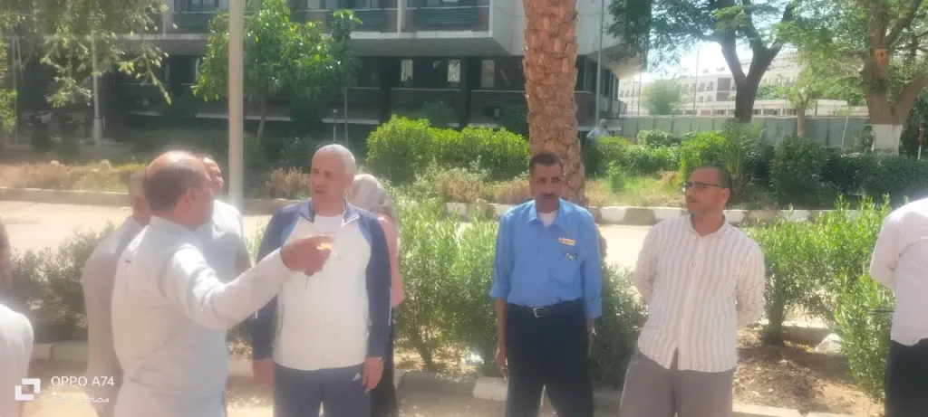 نائب رئيس جامعة أسيوط يتفقد المدن الجامعية للطالبات ويوجه بتوفير كافة الإمكانات