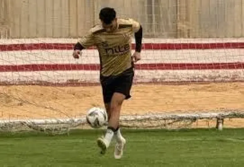 زيزو يصل مقر نادي الزمالك قبل المران الختامي استعدادا للبنك الأهلي