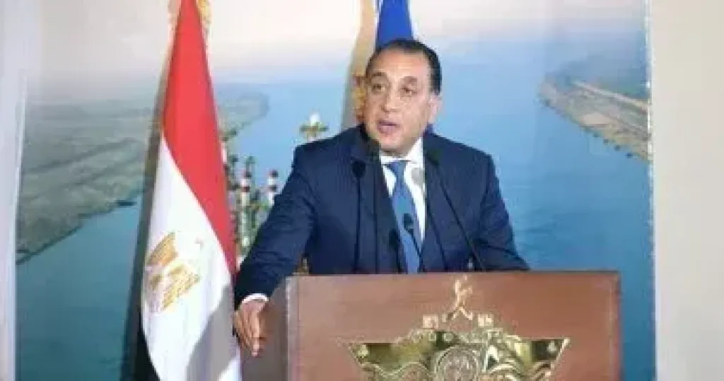 بعد قليل.. رئيس الوزراء يشارك بفعاليات توقيع اتفاقية تعاون بين اقتصادية القناة وموانئ أبوظبي