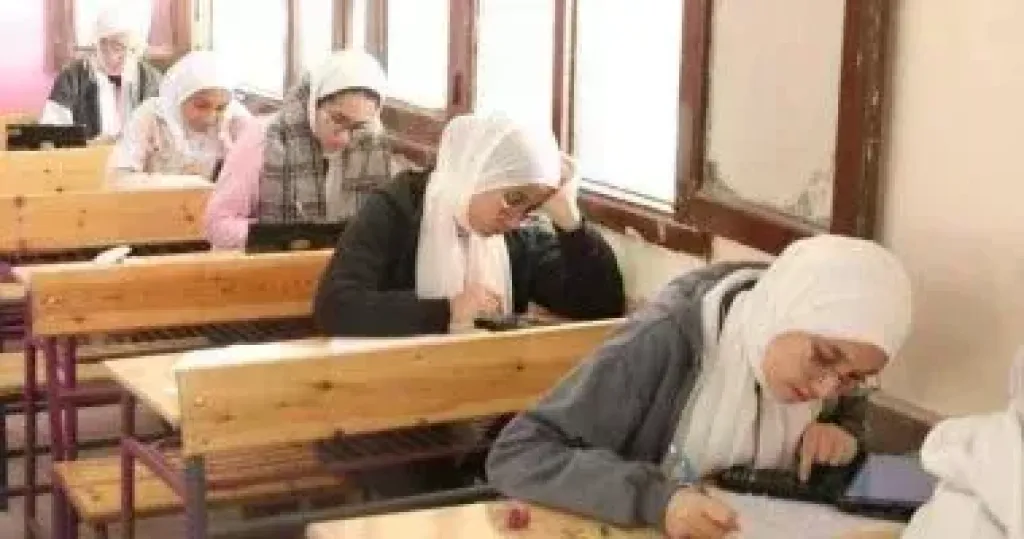 مواعيد امتحانات الفصل الدراسى الثانى لطلاب المرحلة الإعدادية فى الجيزة