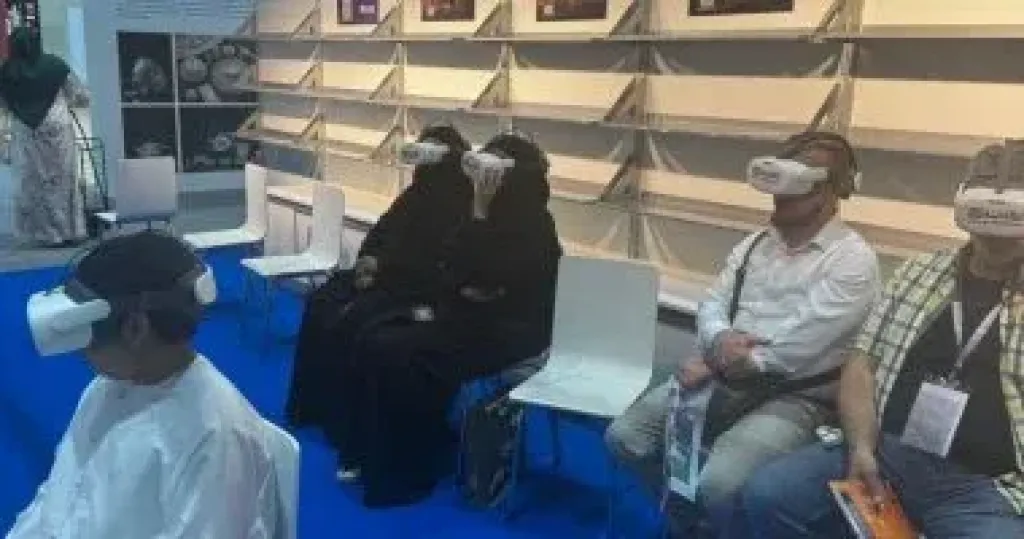 نظارات الواقع الافتراضي (VR) تجعلك ترى حجرة الرسول وتشاهد الكعبة من الداخل