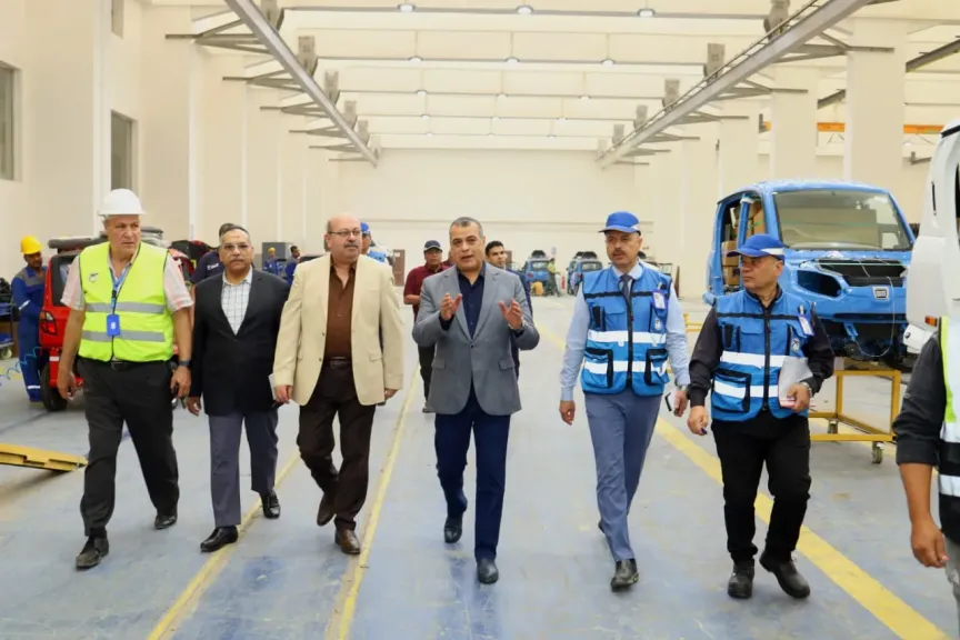 خلال زيارة مفاجئة لـ”مصنع 999 الحربي”.. وزير الإنتاج الحربي: حريصون على الجودة وجذب الاستثمارات وتعزيز الشراكة مع القطاع الخاص