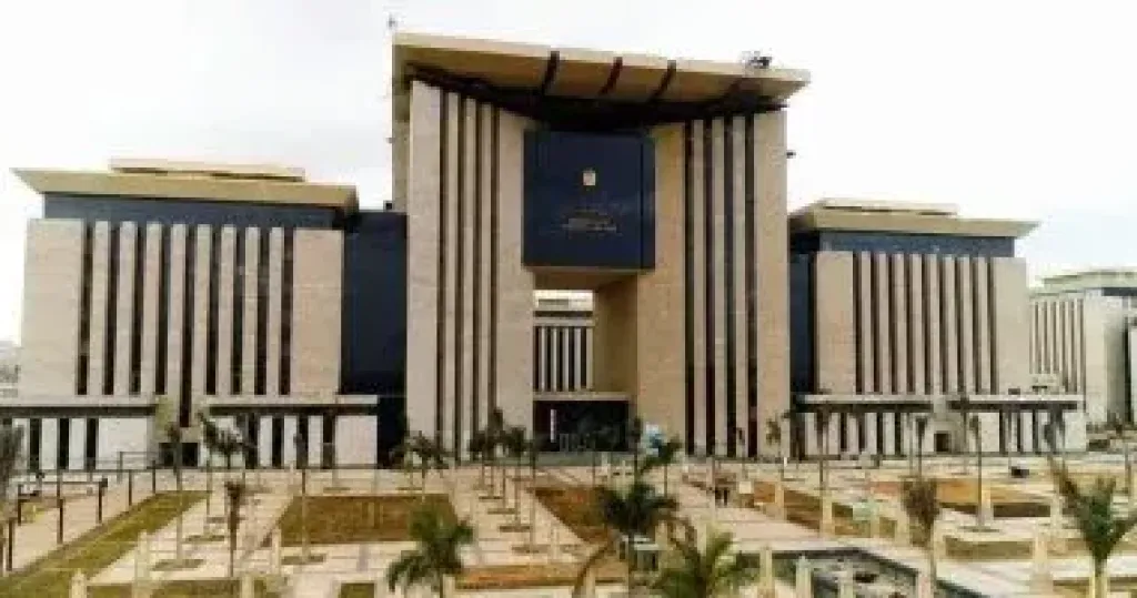 الخارجية تتابع موقف سفينة تقل بحارة مصريين وجنسيات أخرى قبالة سواحل الإمارات