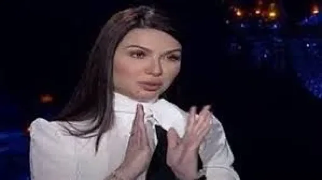 منى عبد الوهاب تعلن فسخ تعاقدها مع المتحدة