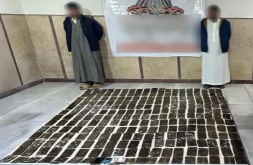 تفاصيل ضبط عنصرين إجراميين لجلب وترويج المواد المخدرة بمطروح