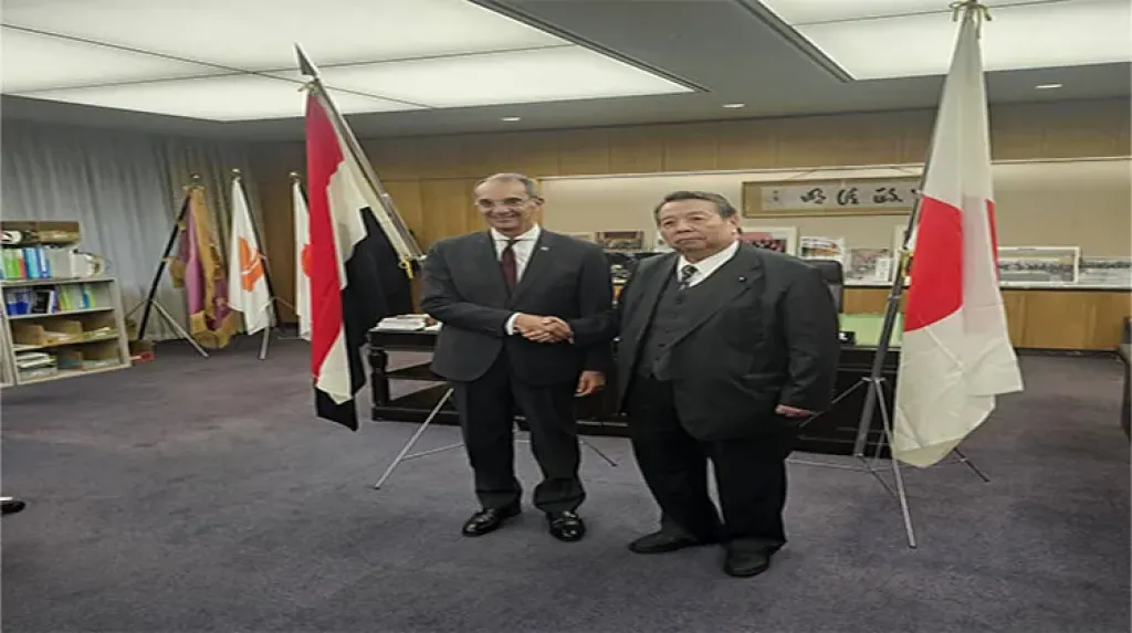وزير الاتصالات يلتقى محافظ طوكيو لبحث التعاون فى مجالات بناء القدرات الرقمية ودعم ريادة الأعمال