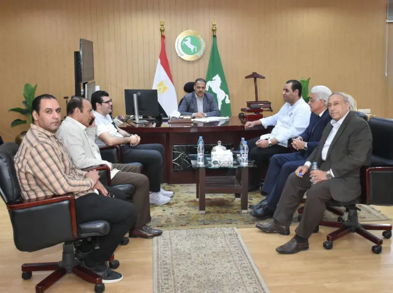 محافظ الشرقية يلتقي نواب البرلمان لإستعراض وحل مشاكل المواطنين