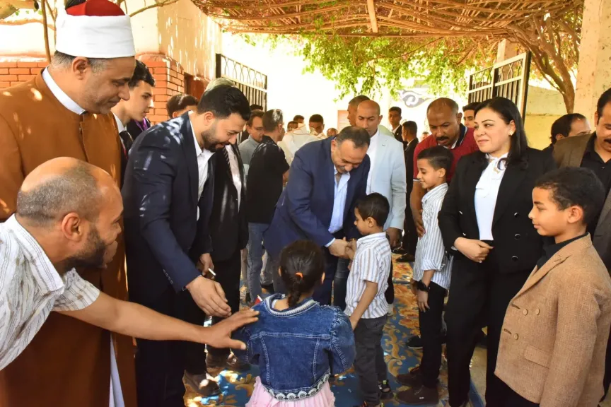 محافظ أسيوط يشهد حفل تكريم خريجي الصف الثالث الثانوي