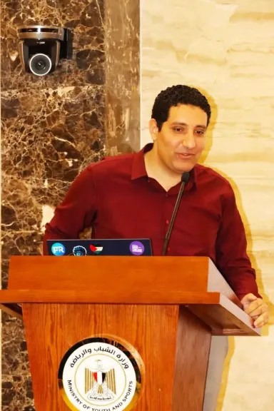 كريم عادل : الرئيس السيسي جعل تمكين الشباب حقيقة