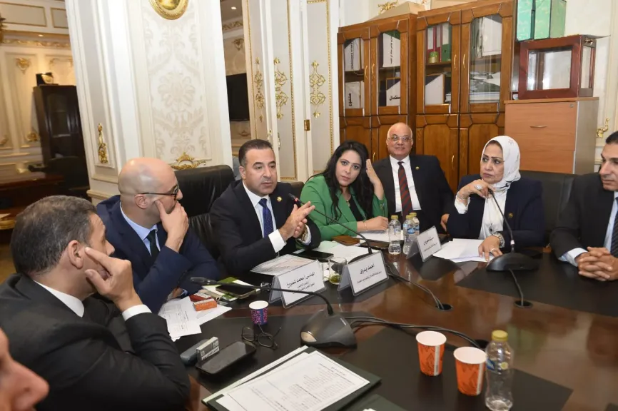 اتصالات النواب توافق موازنة القومي لتنظيم الاتصالات باجمالي ايرادات 13  مليار جنيه بزيادة 35‎% ‎ ( صور )