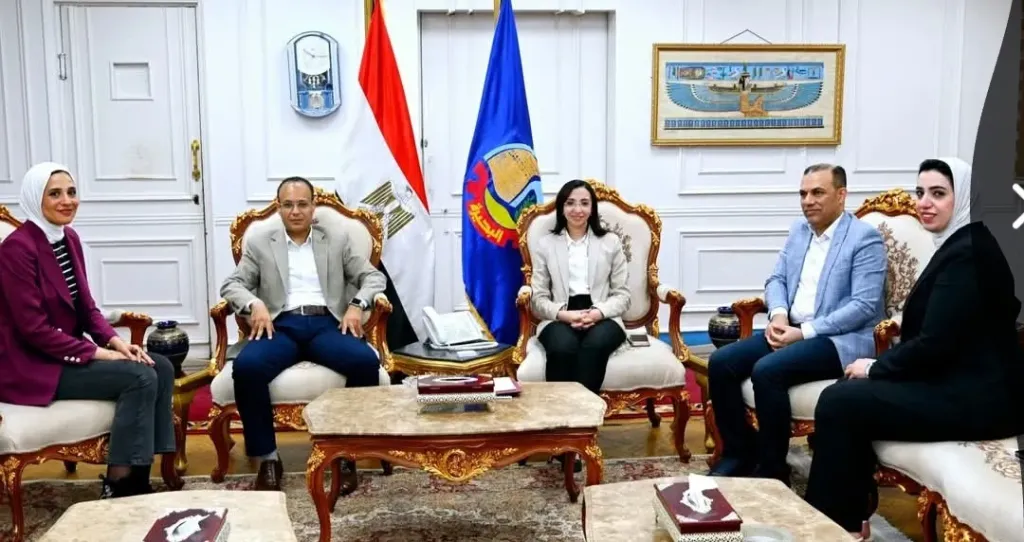محافظ البحيرة تستقبل مساعد وزير الصحة فى مستهل جولة لتفقد عدد من المستشفيات