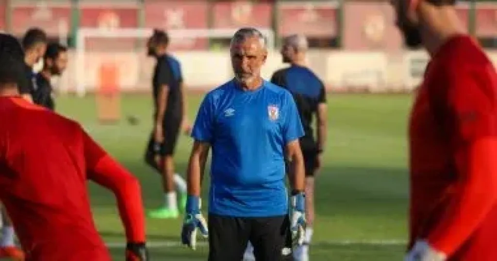 موقف ميشيل يانكون من الاستمرار فى جهاز ريفيرو بتدريب الأهلى