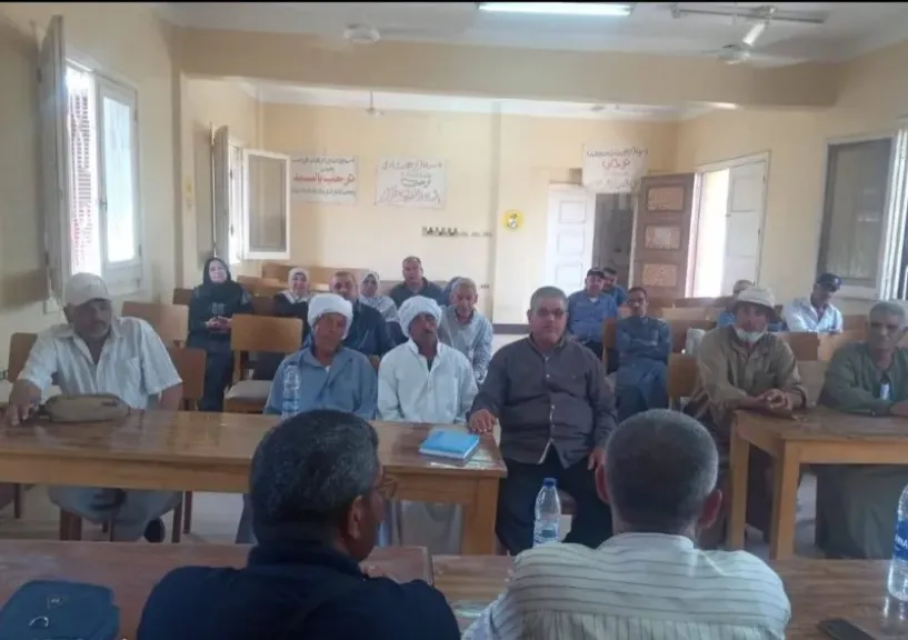 زراعة الشرقية:دوة إرشادية عن افات الذرة بالمركزالإرشادى منشأة بشارة