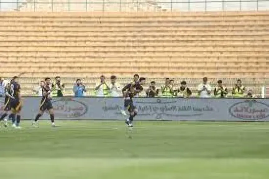 الأهلي يتقدم على سيراميكا بهدف ”بن شرقي” في الشوط الأول