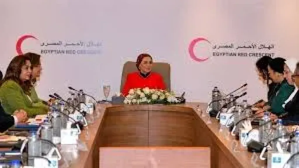 اليوم العالمى للصليب الأحمر والهلال الأحمر بحضور السيدة انتصار السيسى