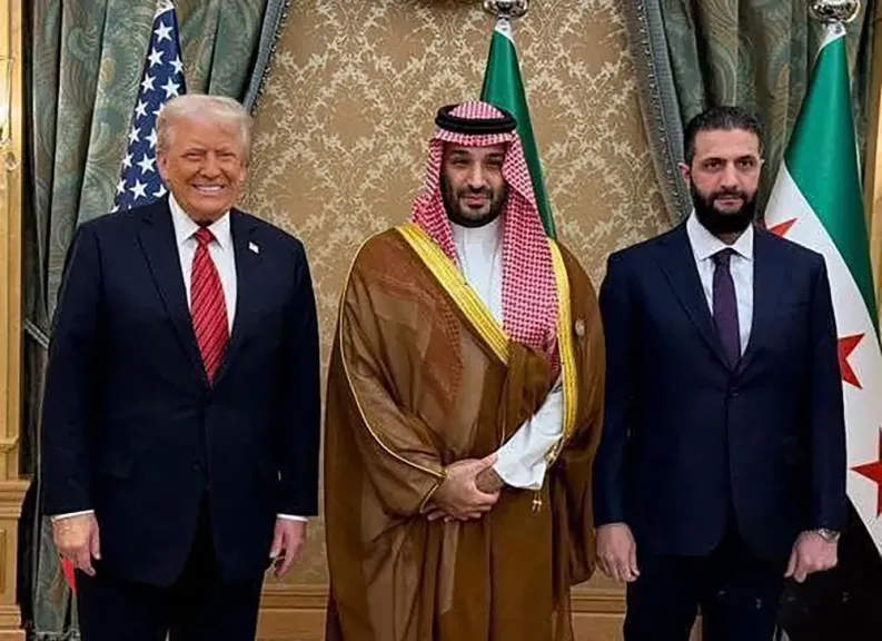 الشرع يؤكد تطلعه للعمل مع واشنطن خلال المرحلة المقبلة.. وترامب: سنشارك في عملية إعمار سوريا
