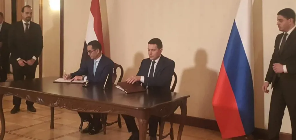 مصر وروسيا توقّعان بروتوكول اللجنة المشتركة في ختام الاجتماعات الرسمية بموسكو