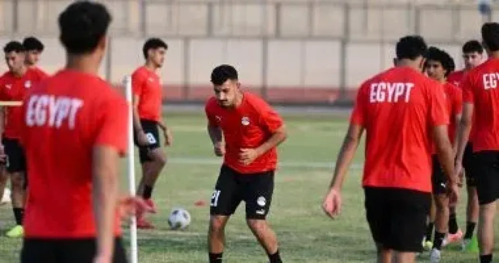 منتخب الشباب يختتم تدريباته استعدادا لمواجهة المغرب بنصف نهائى أفريقيا.. صور