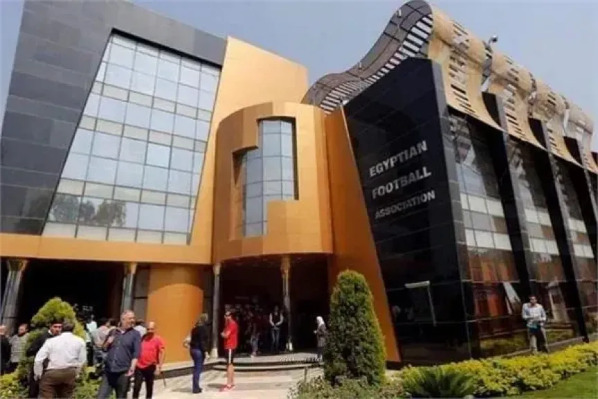انطلاق عرض مسرحية حكايات الشتا اليوم على مسرح الغد
