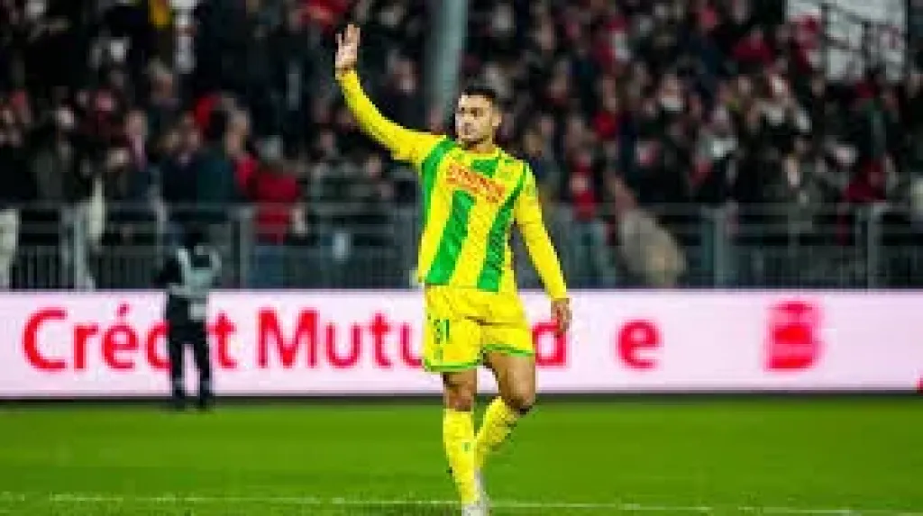 مصطفى محمد يرفض المشاركة في الجولة الأخيرة من الدوري الفرنسي بسبب دعم المثليين