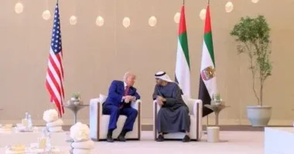 بالطبول والهتافات.. شاهد كيف استقبلت الإمارات الرئيس الأمريكى دونالد ترامب