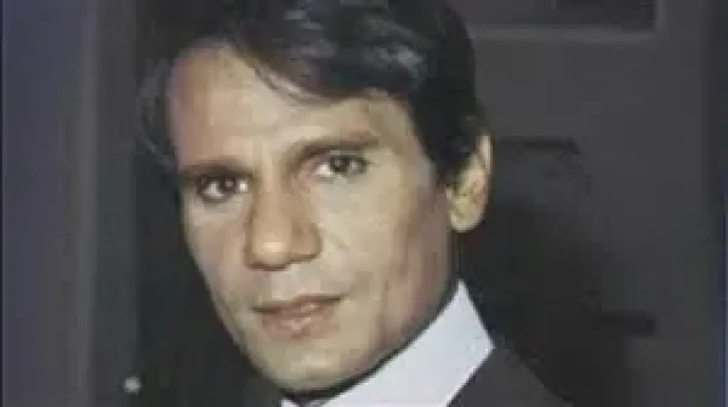 حفيد عبد الحليم حافظ: عقد زواج العندليب وسعاد حسني فيه أخطاء كارثية