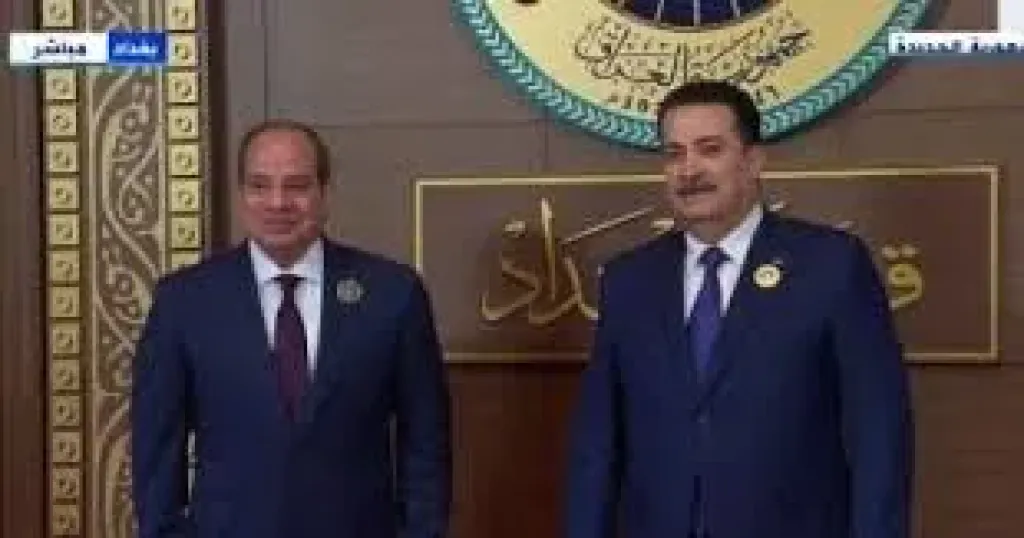 الرئيس السيسى يصل مقر انعقاد القمة العربية الـ 34 فى بغداد