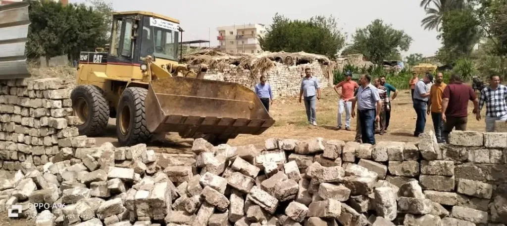 ”قطاطو” على رأس حملة لتنفيذ قرارات إزالة  3385 متر  ضمن المرحلة الأولى من الموجه 26