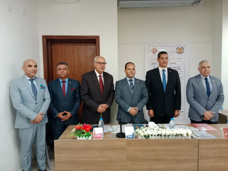 عفيفي يحصل على زمالة كلية الدفاع الوطني عن دراسة ”دور رقابة جهاز المحاسبات   في تعزيز حقوق الأمن القومي”
