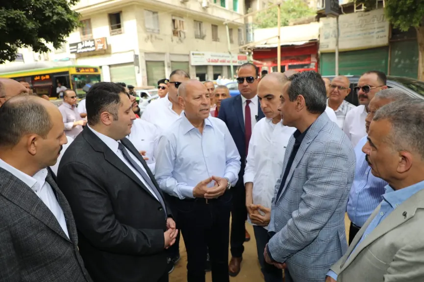 محافظ القاهرة وجولة تفقدية لمنطقتي  عزبة جرجس والعسال للاطلاع على الأعمال الجارية بالمرحلة الاولى  لتطويرهما