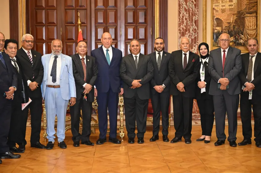 تحالف الأحزاب يزور مجلس الشيوخ.. وتيسير مطر يشكر رئيس المجلس لتلبية الدعوة