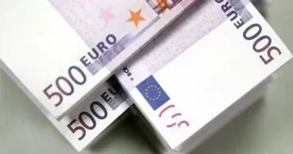 ارتفاع اليورو اليوم الإثنين 19 مايو 2025 أمام الجنيه بالبنوك المصرية