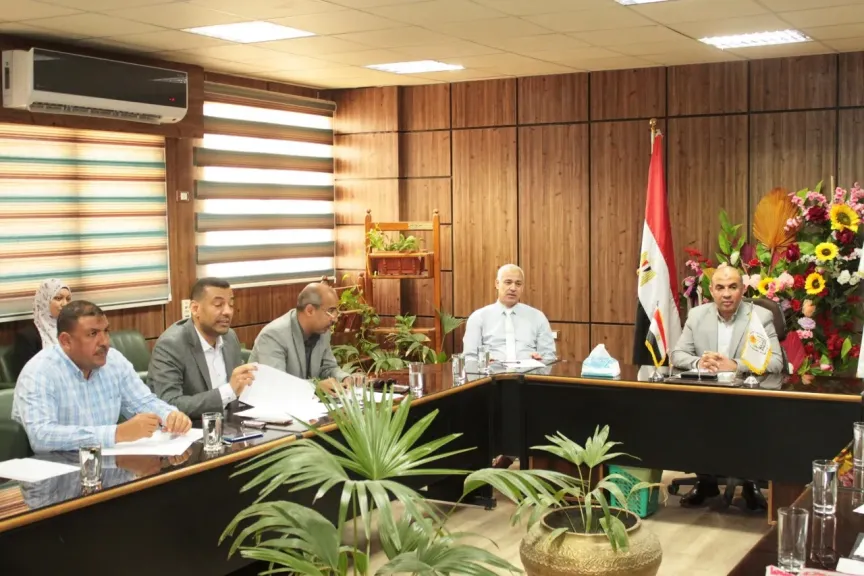 جامعة أسيوط تناقش قوائم أسعار دار الضيافة وتطوير مركز المؤتمرات