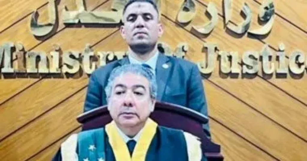 محاكمة القنصل أكبر مزور للشهادات الجامعية و16 آخرين.. السبت