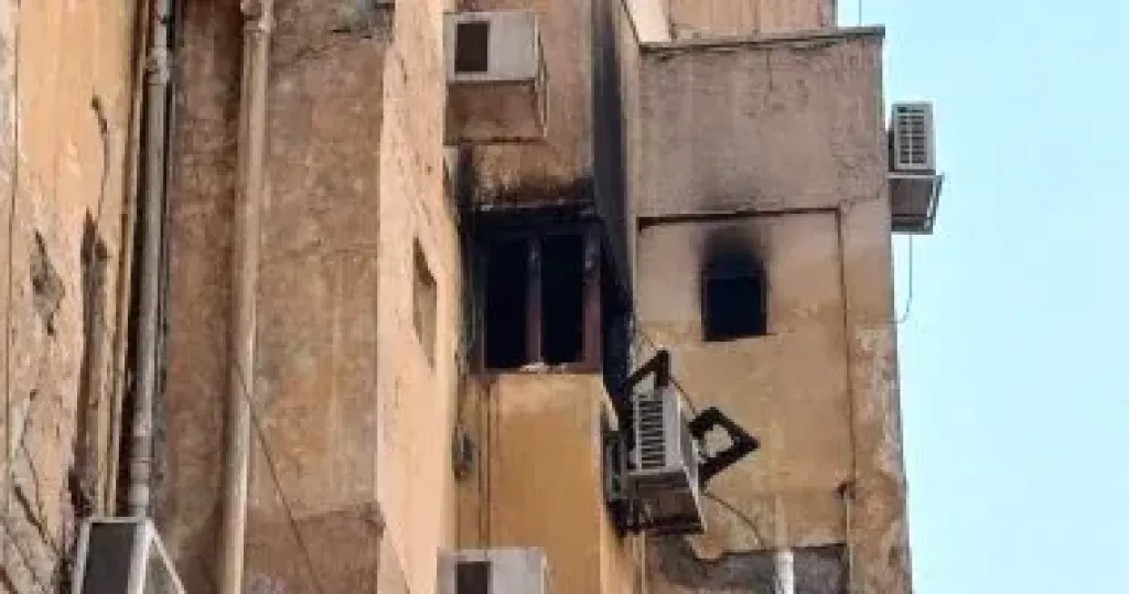 السيطرة على حريق محدود فى فندق بالسوق السياحى بمدينة أسوان.. صور