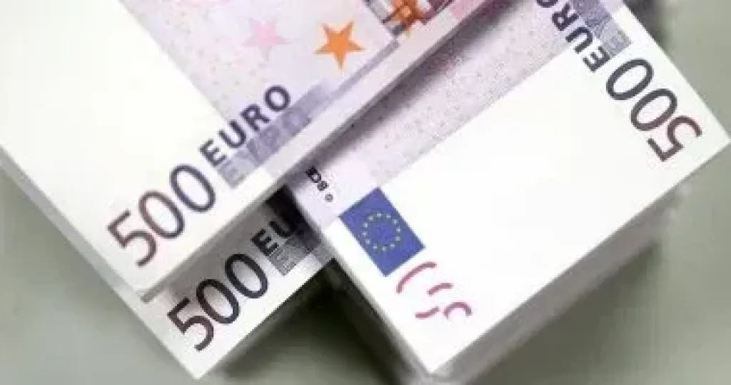 سعر اليورو اليوم الثلاثاء 27 مايو 2025 أمام الجنيه بالبنوك المصرية