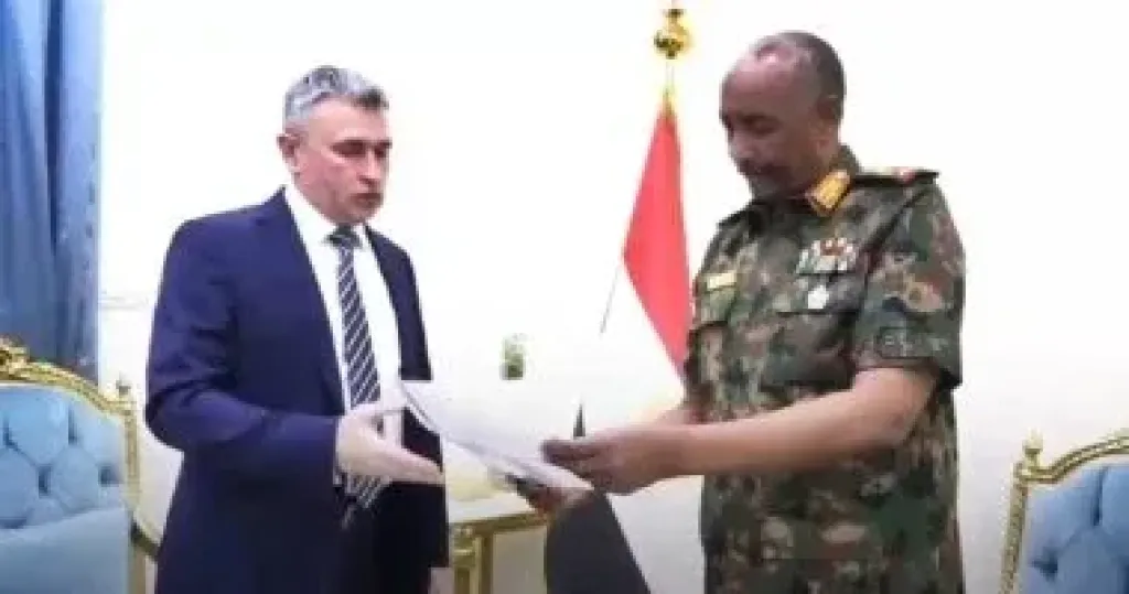 عبد الفتاح البرهان يتلقى دعوة من بوتين للمشاركة في القمة الروسية العربية