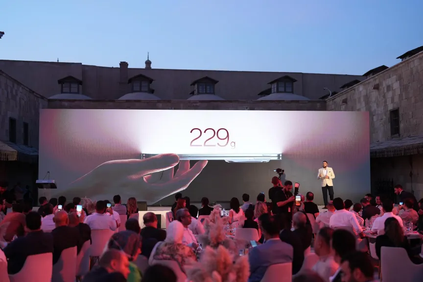 OPPO تُطلق Find N5 القابل للطي لأول مرة في مصر وتحدد معايير جديدة لمستقبل الهواتف الذكية