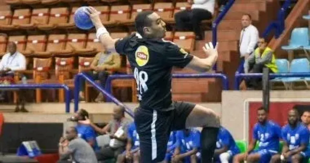 كاستيلو أفضل لاعب فى مباراة الأهلي وكينشاسا الكونغولى فى الكؤوس الأفريقية لليد
