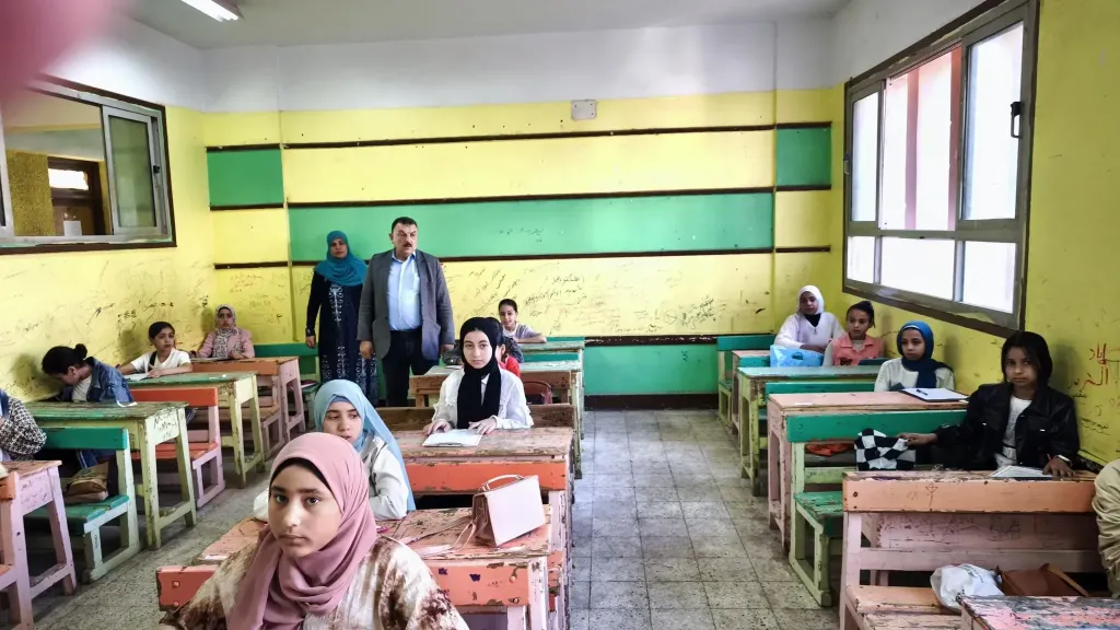 ”لا تهاون مع الغش”.. انطلاق امتحانات نهاية العام اليوم لمرحلة النقل الثانوى