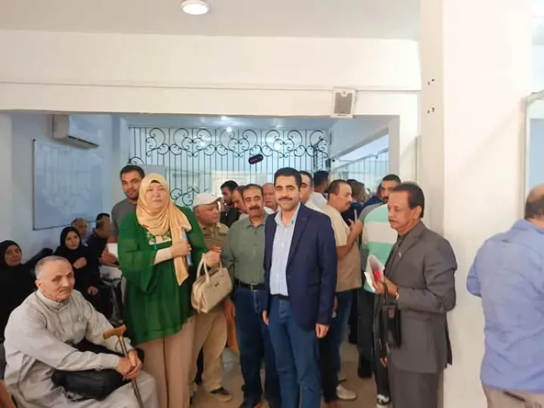رواد جمعية أحمد عرابي يصرخون : ”الزريبة هاتموتنا.. ارحموا ابونا”