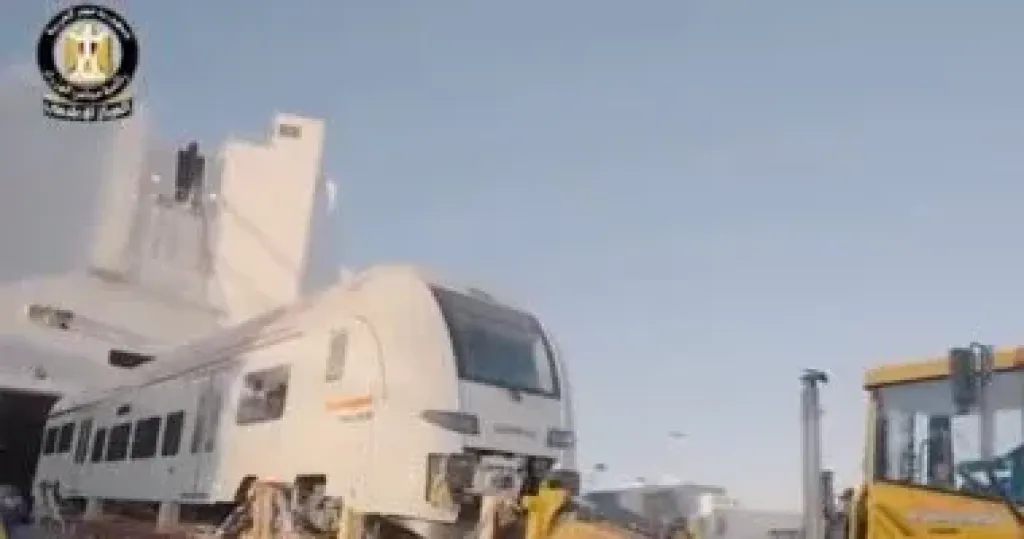 مجلس الوزراء يستعرض تفاصيل مشروع القطار الكهربائى السريع