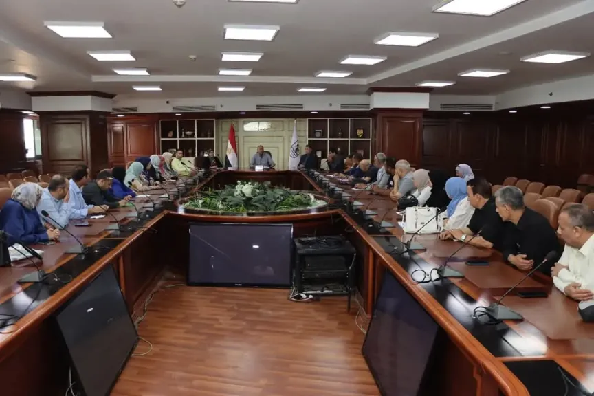 علام يعقد اجتماعًا موسعًا  باللجنة التنسيقية لمتابعة معدلات الإنجاز في ملف التصالح على بعض مخالفات البناء ببنى سويف