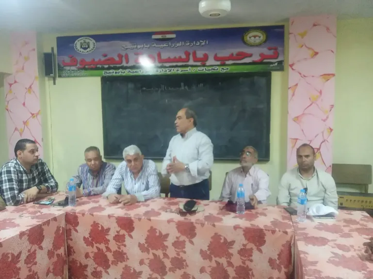 محافظ أسيوط: دعم متواصل للأنشطة الزراعية وتكثيف الندوات الإرشادية